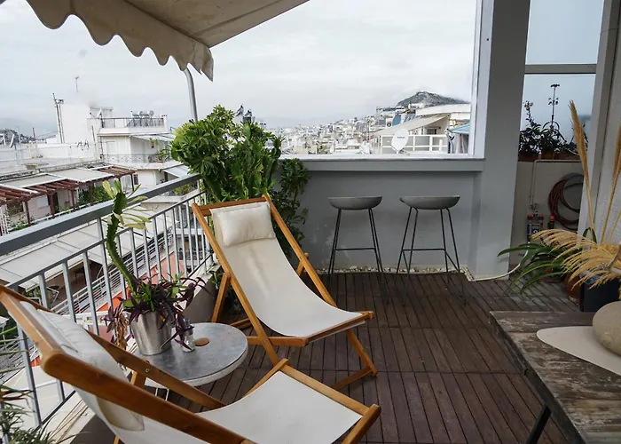 Small & Cozy With Acropolis & Lycabettus View