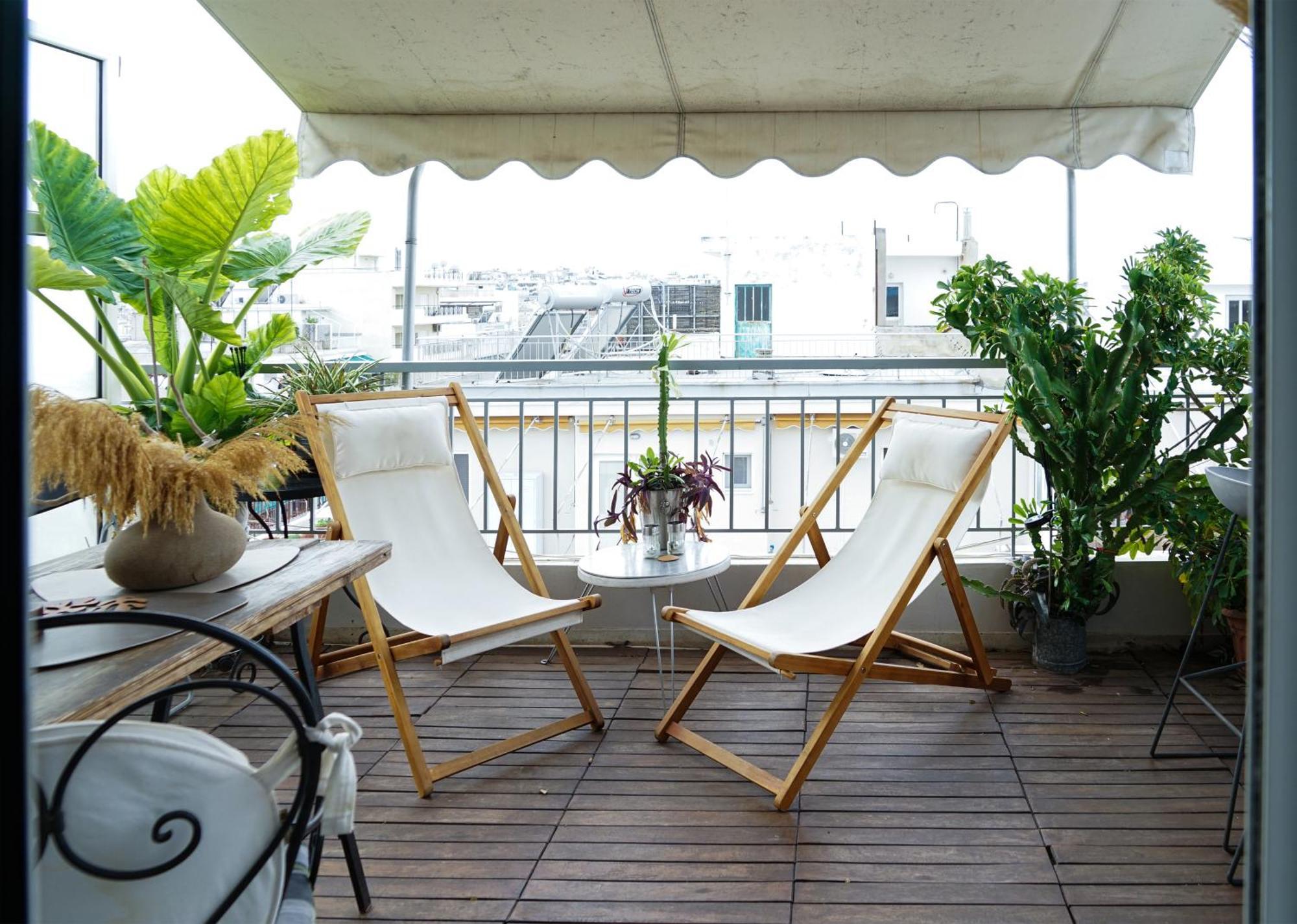 Small & Cosy With Acropolis & Lycabettus View Apartment Athen