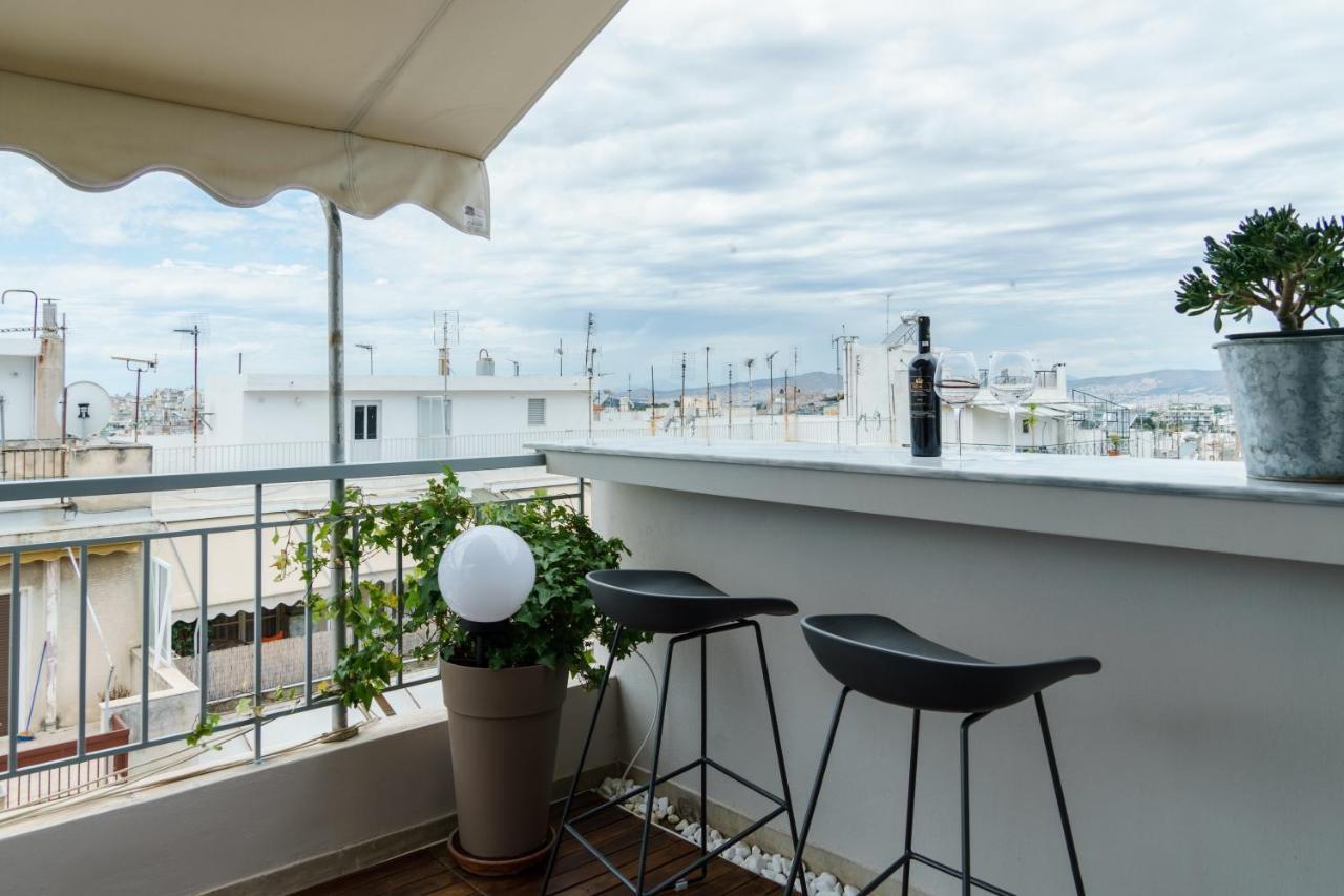 Small & Cosy With Acropolis & Lycabettus View * Athen